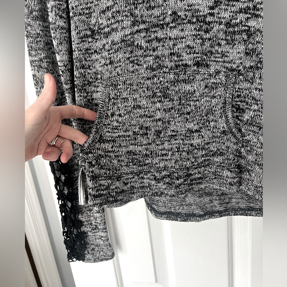Aeropostale Black and White Cowl Neck Sweater Hoodie. Airy w beautiful accent - Picture 5 of 15